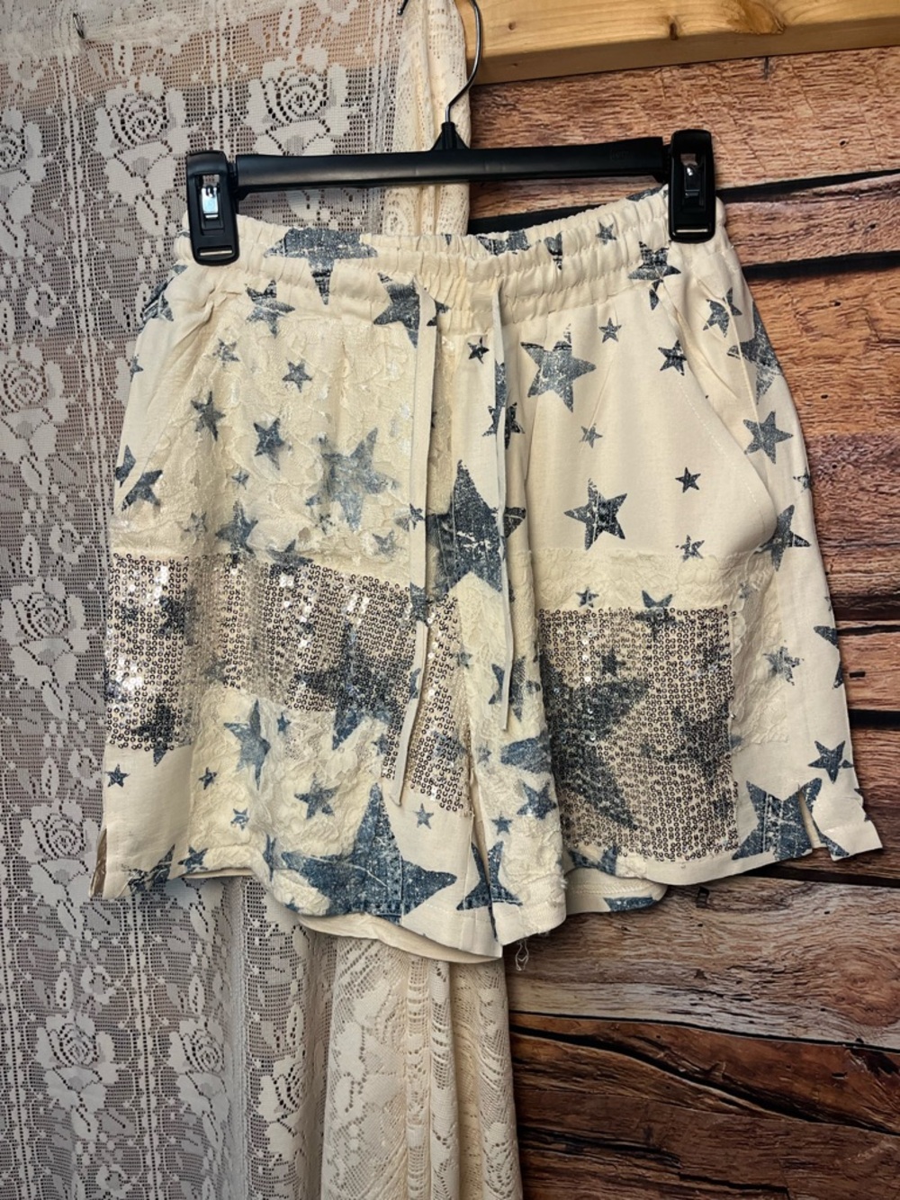 Origami Brand NWT Star Lace Sequin Patch Shorts (260) - Picture 2 of 9